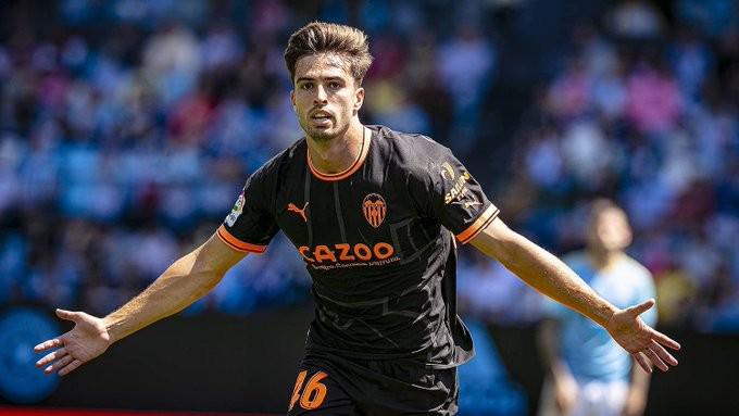 Góc Nhìn FB88: Valencia chính thức: Tiền đạo Alberto Marí rời đội
